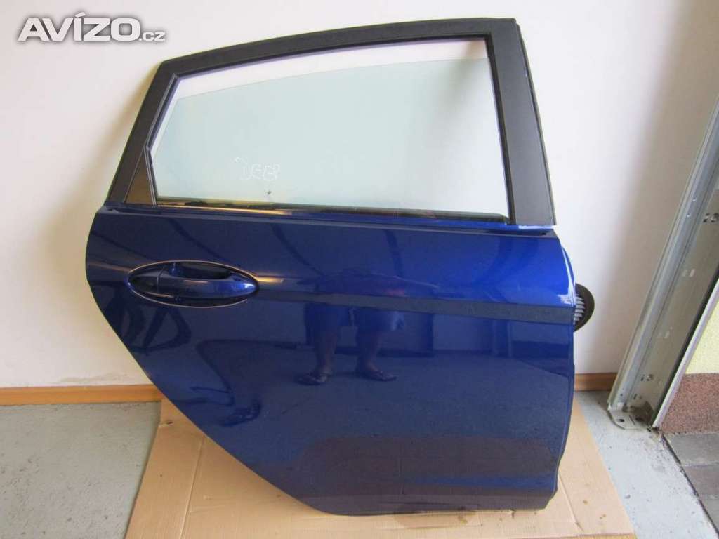 Pravé zadní dveře Ford Fiesta MK 7 LIFT 13-