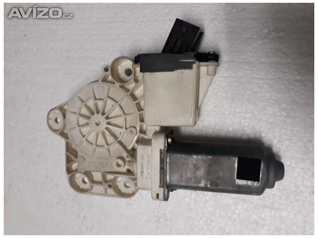 Motorek okna levý zadní Opel Signum Vectra C 1,8 16V 03-05