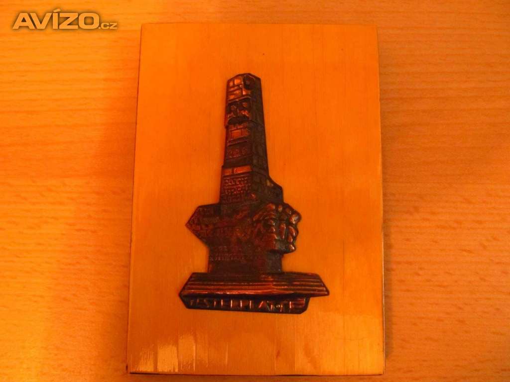 Foto inzerátu Retro upomínkové předměty