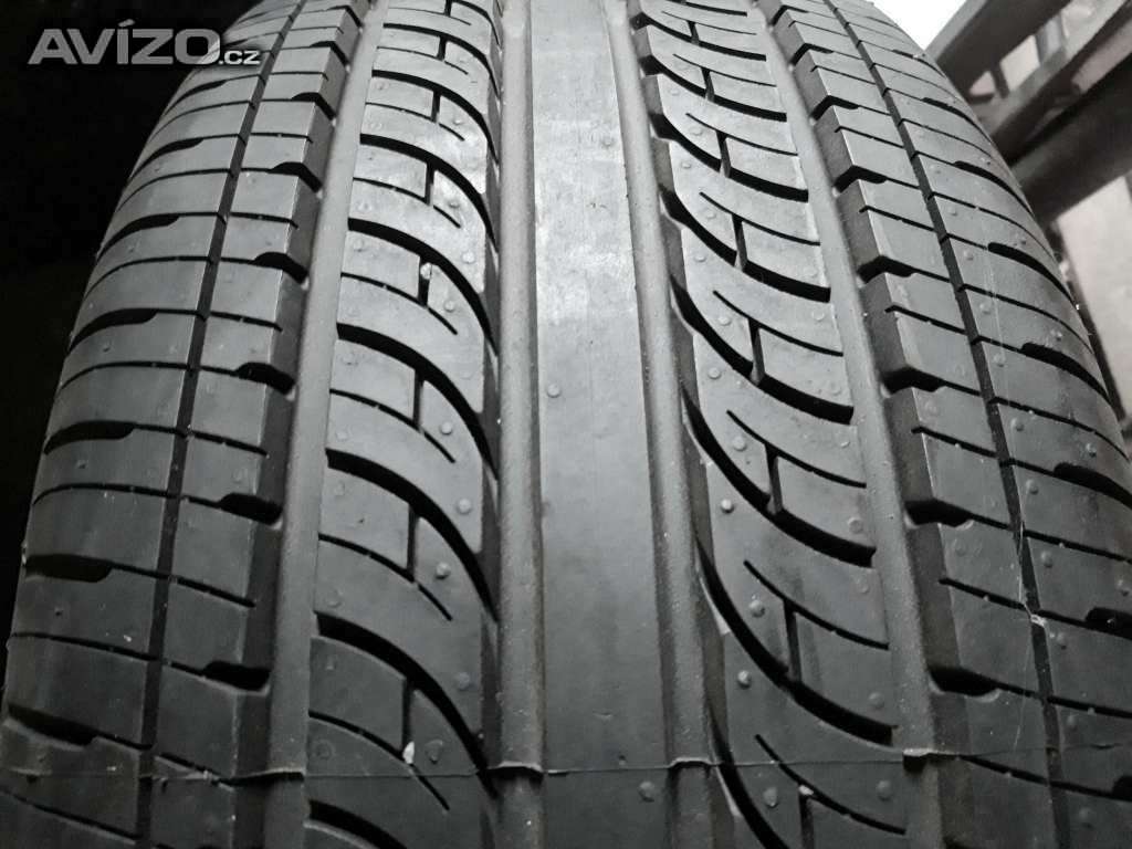 2ks letních pneu 205/50 R15 Sonar: