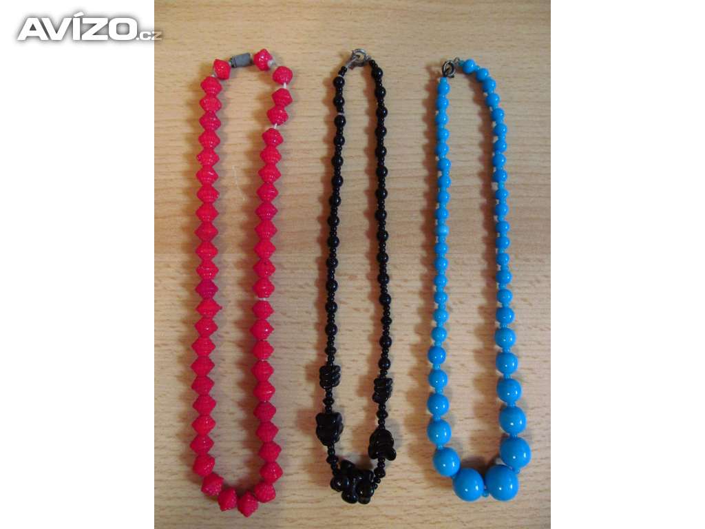 Foto inzerátu Stará bižuterie č. 2