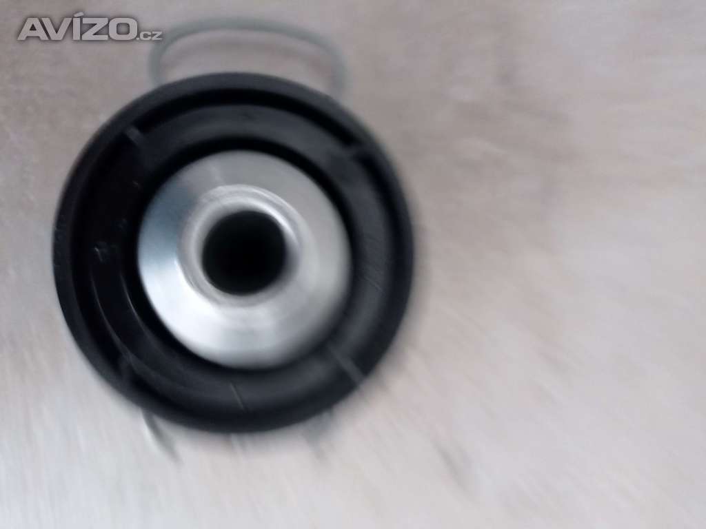 LOŽISKO S POUZDREM T12
