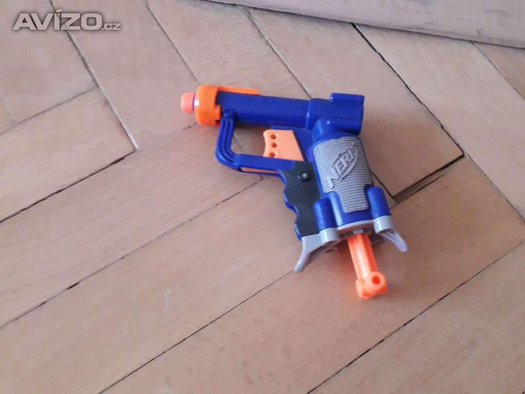 NERF pistole
