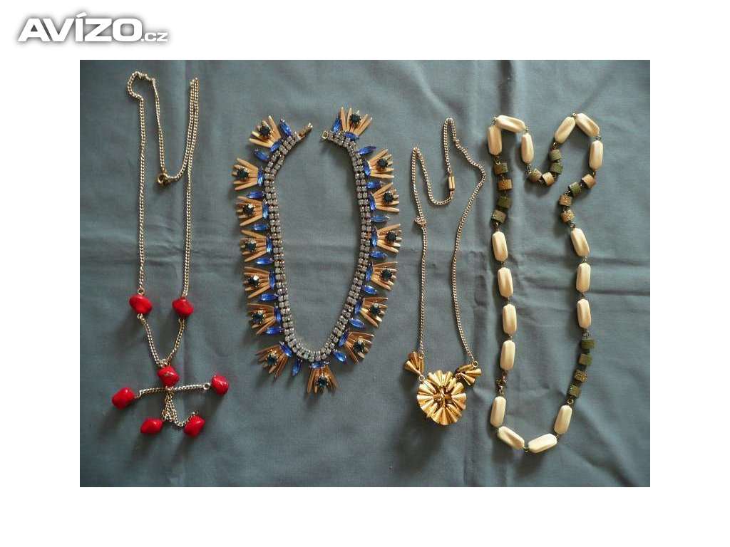 Šperky, bižuterie, náhrdelníky, řetízky, brože