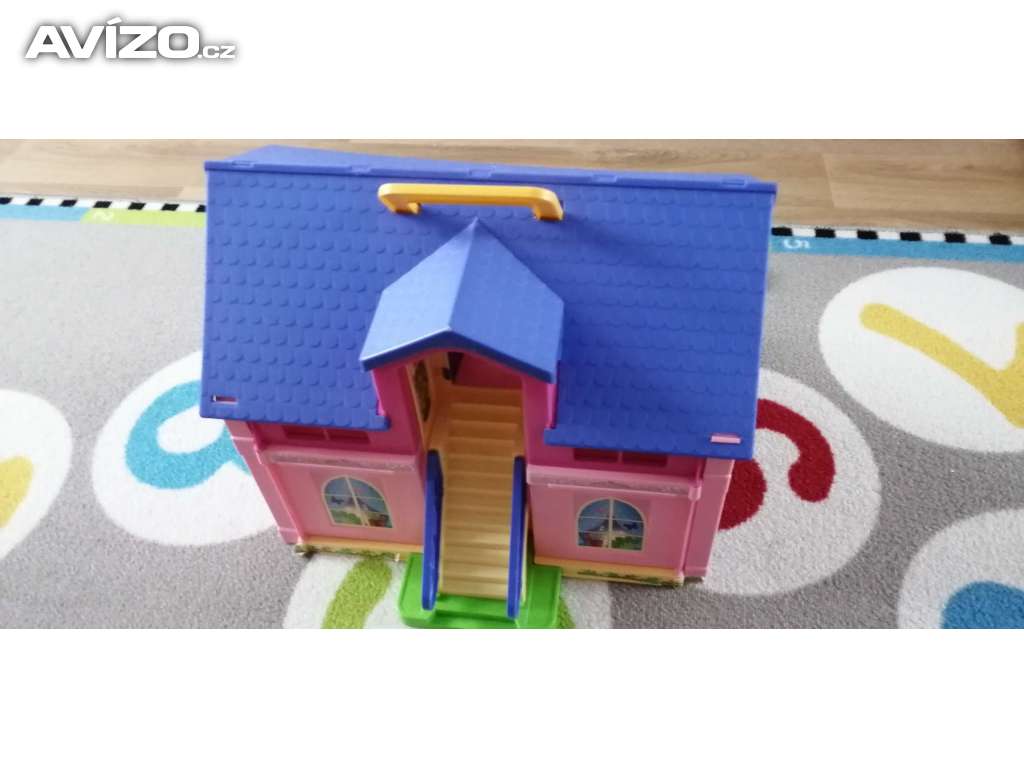 Domek pro panenky