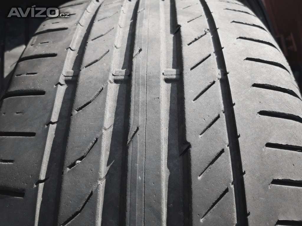 Sada nebo 2ks letních pneu 215/50 R18: