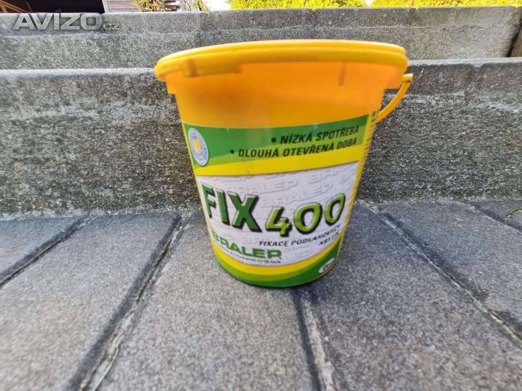 PŘÍPRAVEK K FIXACI PODLAHOVÝCH KRYTIN