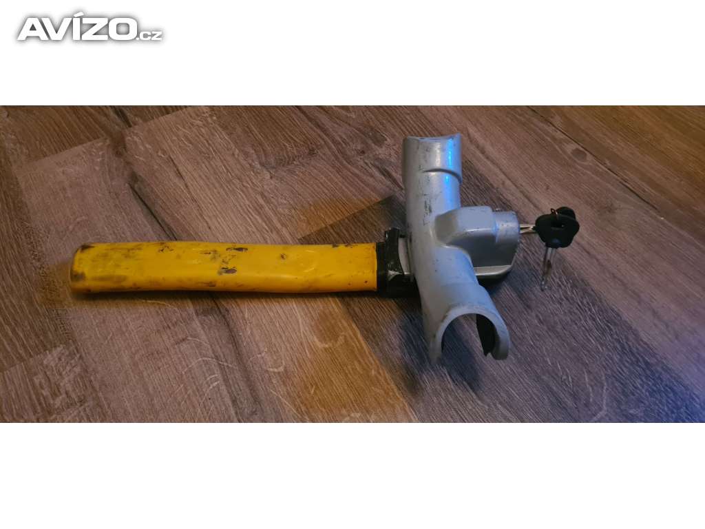 Foto inzerátu Zámek na volant 