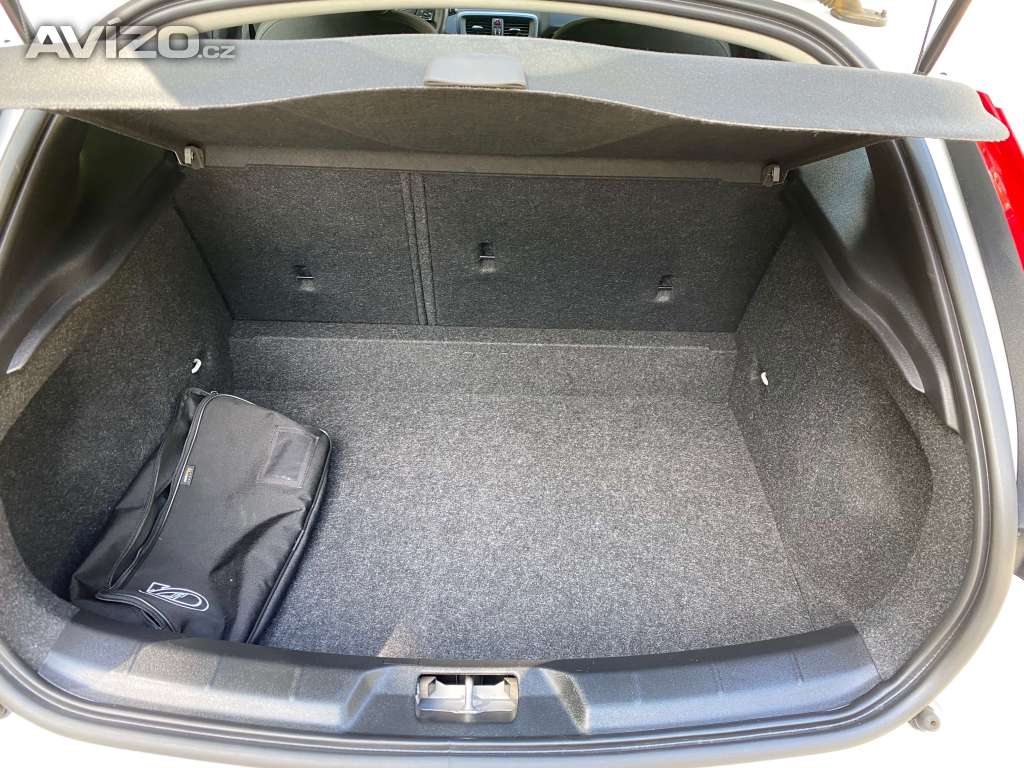 Foto inzerátu Volvo V40
