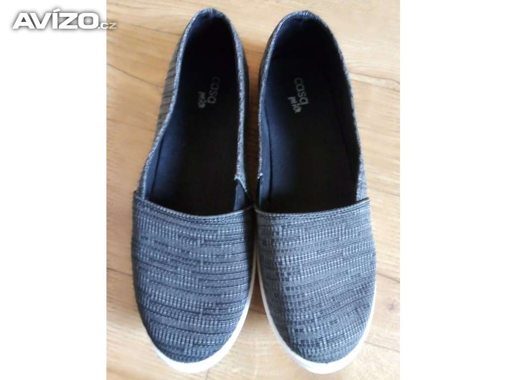 plátěné slip-on vel.38