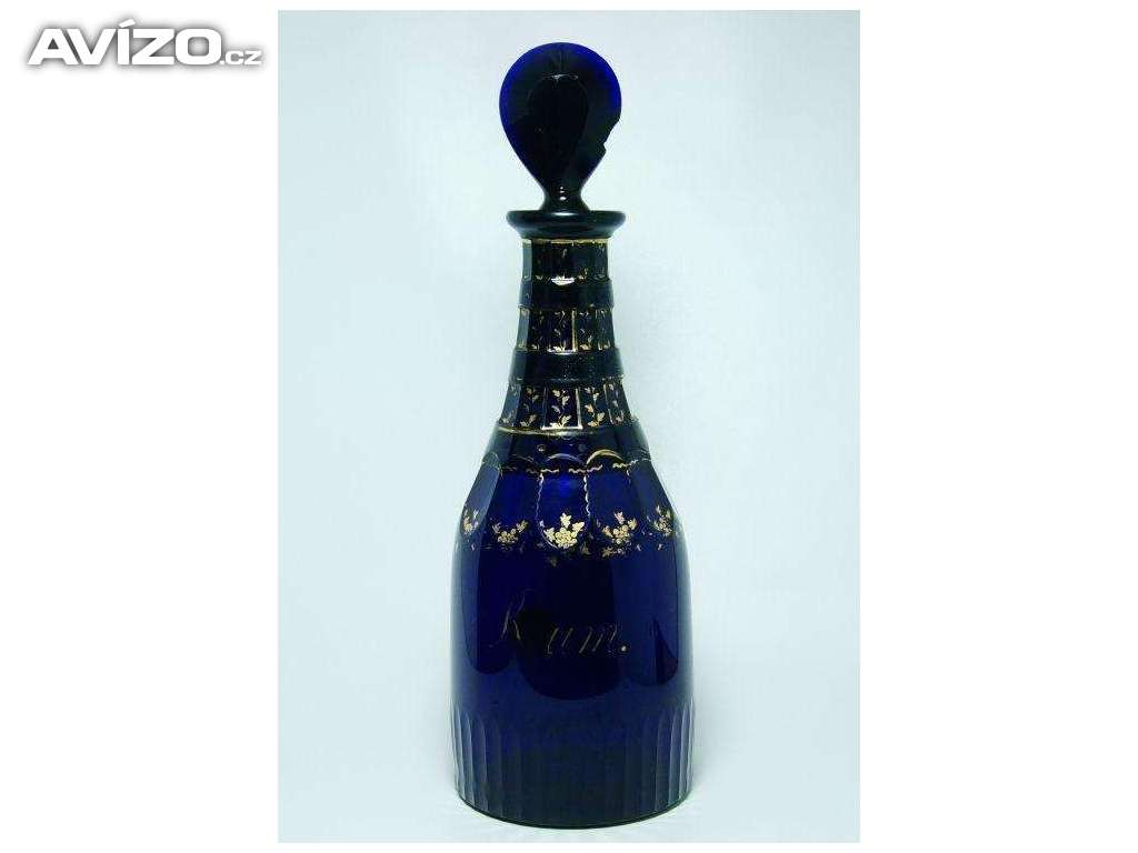 Biedermeier karafa na Rum, kobaltově modré broušené sklo 1835