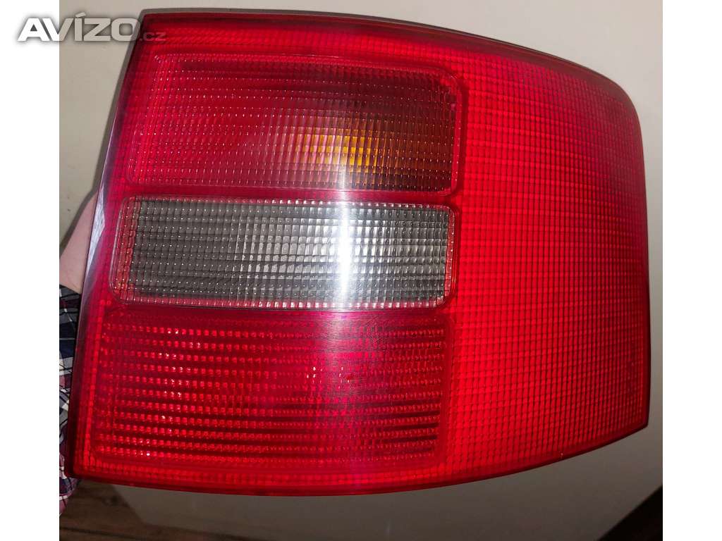 Zadní pravé světlo Audi A6 c5 Combi