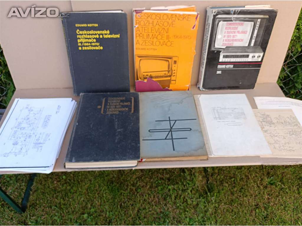 5 knih pro rádio sběratele + mnoho listu schemat starých radii