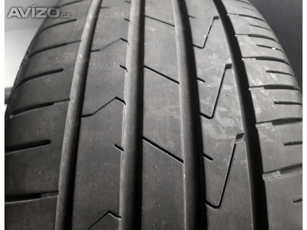 2ks zánovních letních pneu 225/55 R16 Hankook 