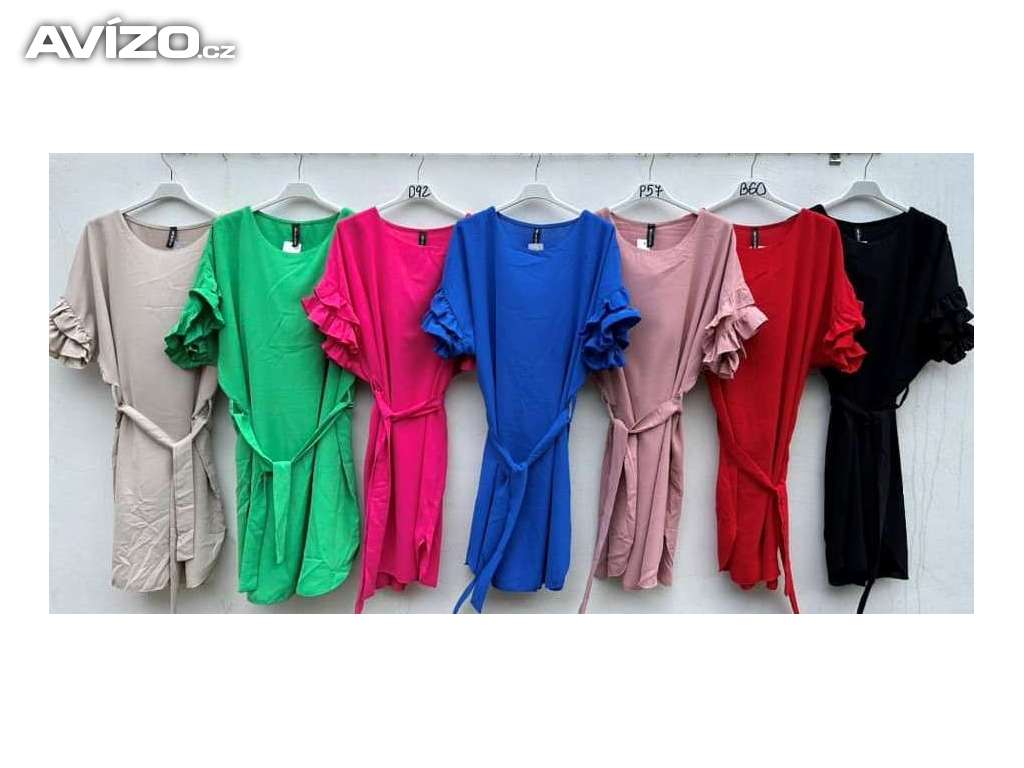 Foto inzerátu Krátké šaty