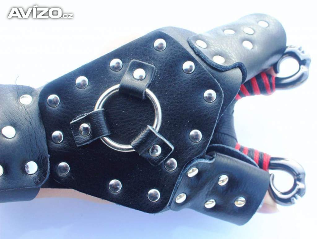 Foto inzerátu Šipka na lov ryb prakem