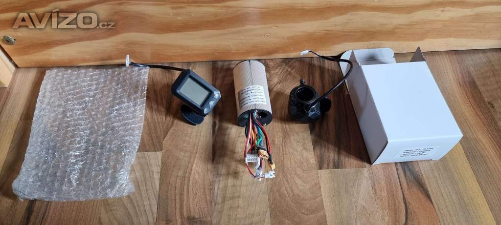 Regulátor pro elektrické koloběžky 24V / 250W + LCD