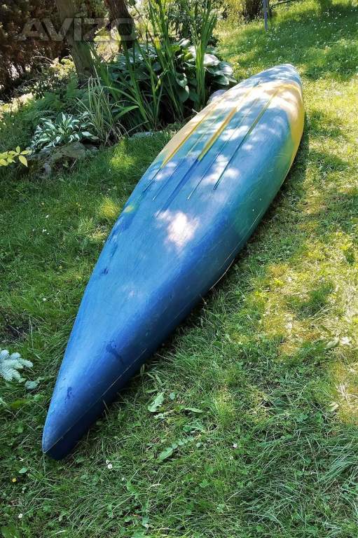 plastová kanoe 3 dírová