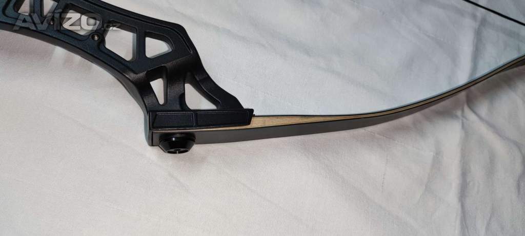 Foto inzerátu Lovecký luk 60 30 LB