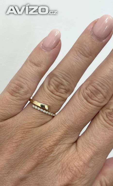 NOVÝ Krásny dámsky zlatý prsteň - Korai
