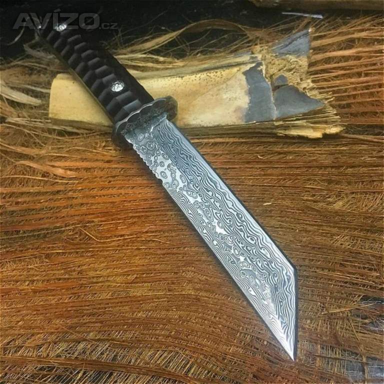 Lovecký nůž japonského stylu Damašek