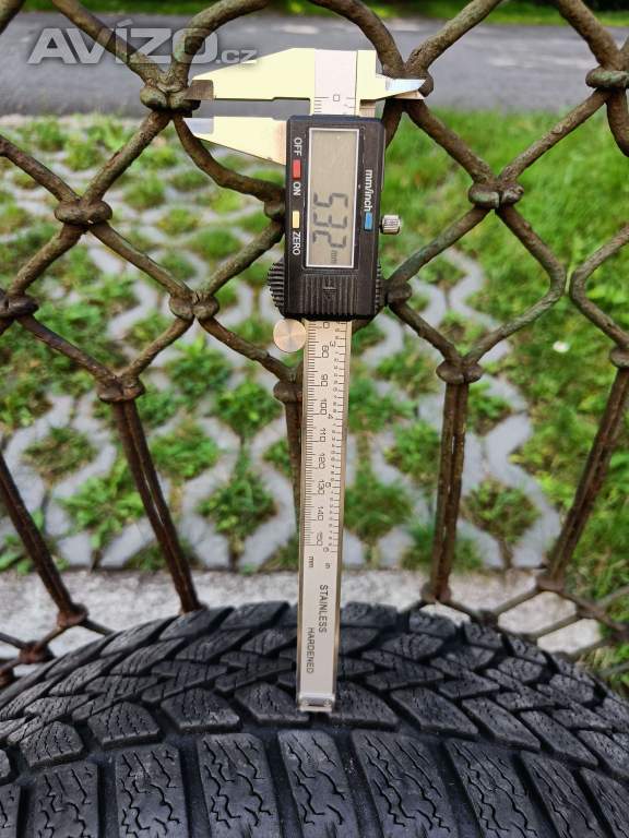 Foto inzerátu Zimní kola + originál poklice na Toyota Yaris