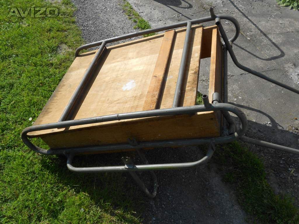 Foto inzerátu Rám na dvoukolák.