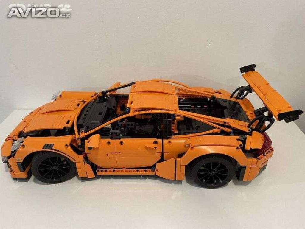 LEGO TECHNIC: Porsche 911 GT3 RS (42056)