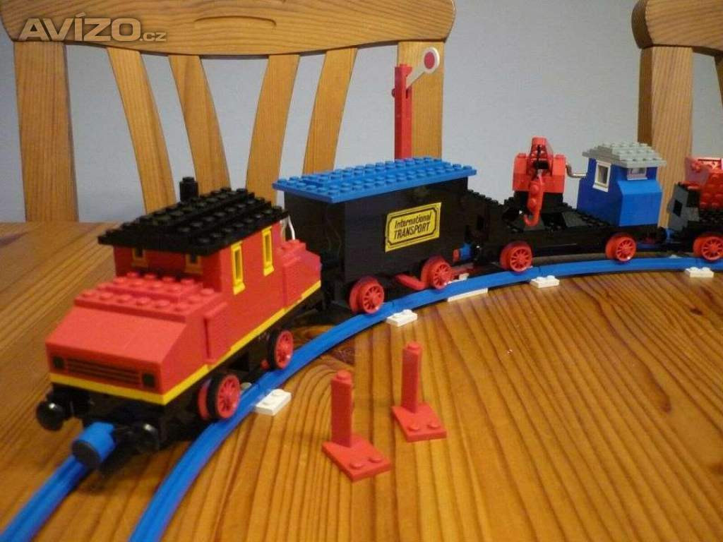 Lego Complete Train Set with Motor 183 + vagon 164 a 130