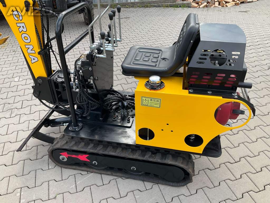 Foto inzerátu Nejlevnější minibagr CR07 s mimoosým kop. 730 kg