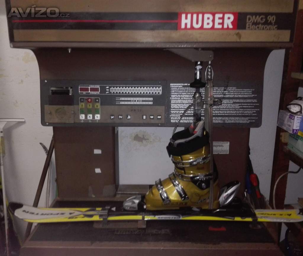 Stroj na testování a seřizování lyžařského vázání HUBER DMG 90 Elektronic