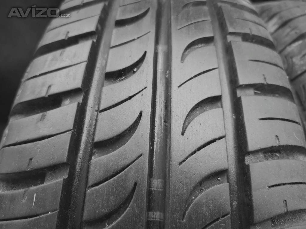 2ks pěkných letních pneu 155/80 R13 Hankook  