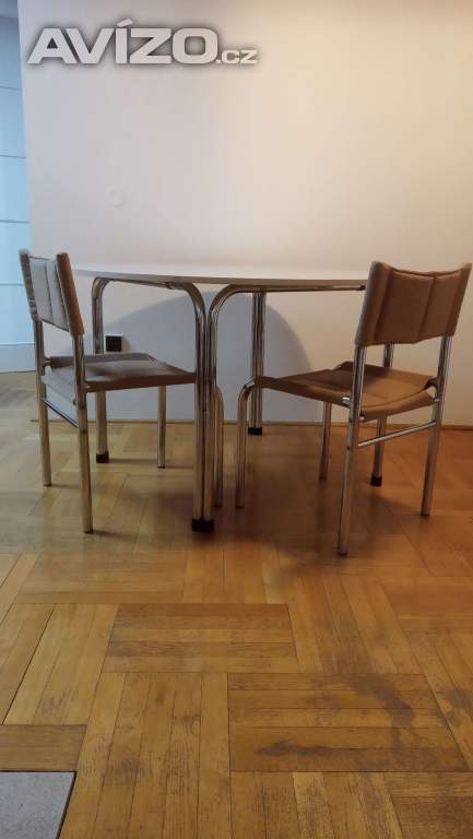 Kulatý jídelní stůl 120 cm + 6 židlí 