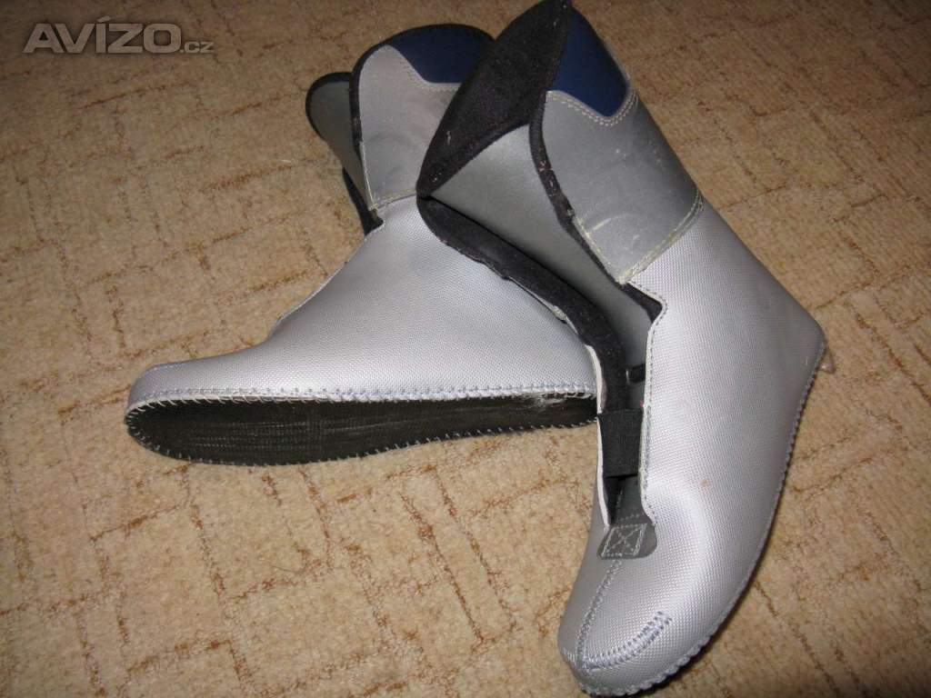 Foto inzerátu Dětské lyžáky Munari-Speedy 500