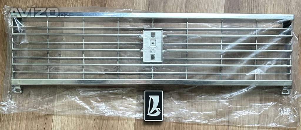 Mřížka maska chladiče chrom LADA VAZ 2105, včetně znaku „B“