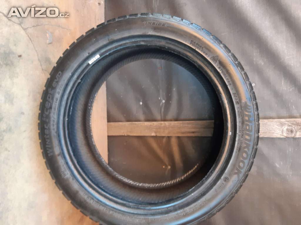 Prodám 1ks pneu 205/45 R16