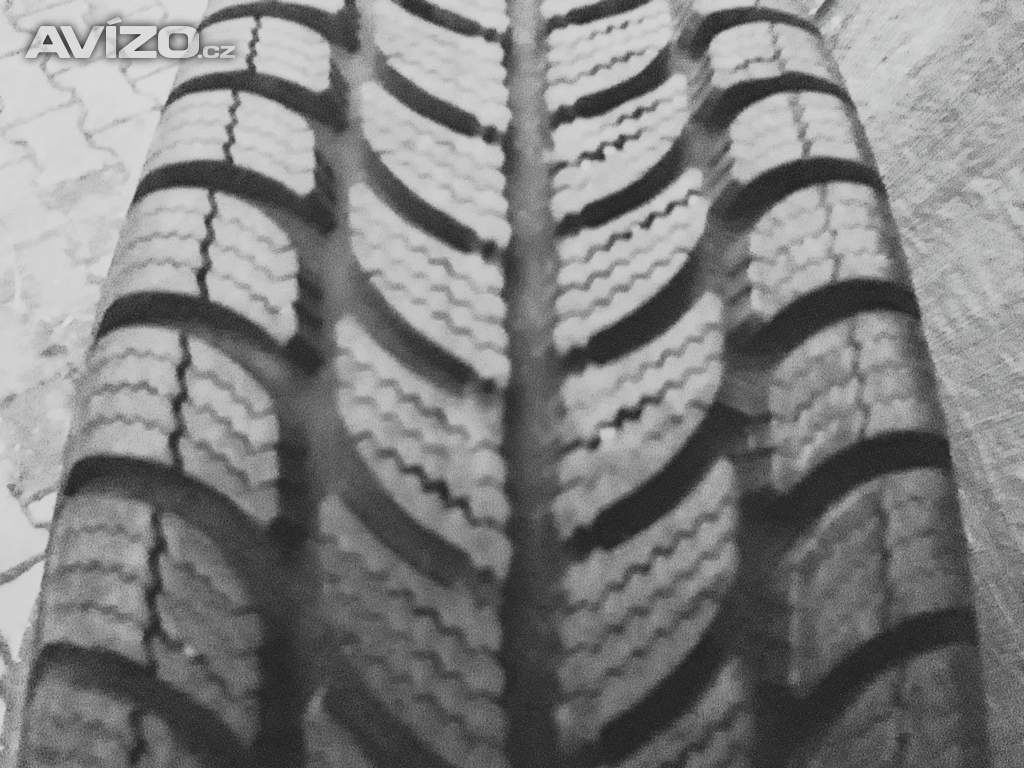1ks zánovní zimní pneu 165/70 R14 Sava
