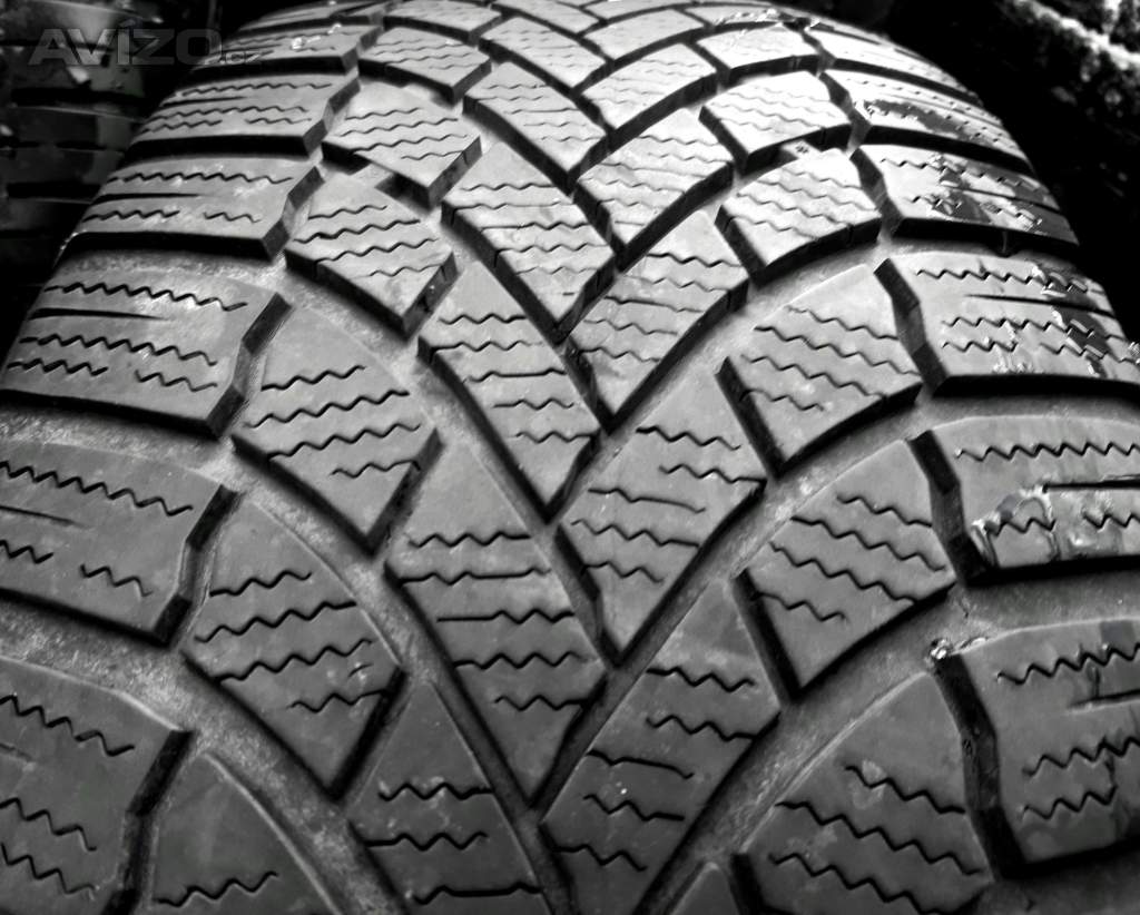Sada zimních pneu 235/65 R17 Bridgestone 