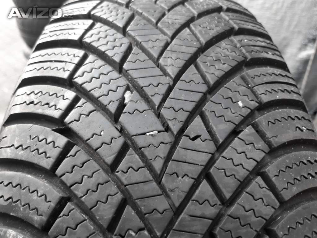 Po 1ks zimních pneu 195/65 R15: