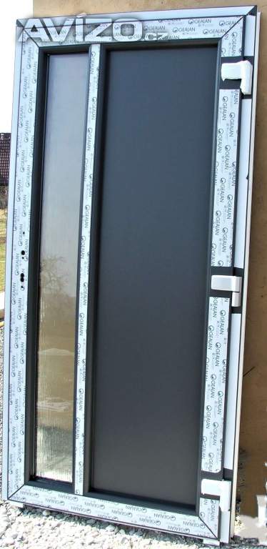 Nové plastové vchodové dveře celodekor antracit