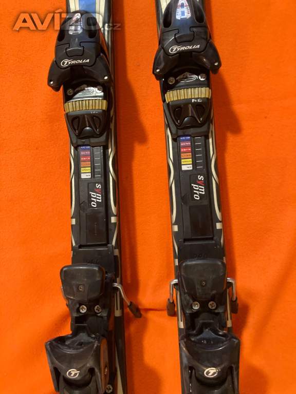 Foto inzerátu Carvingové lyže Völkl Carve Titanium