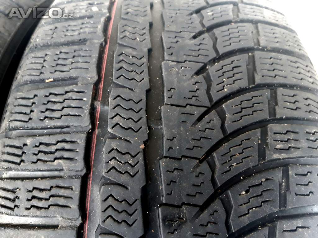 Sada zimních pneu 225/45 R18 Nokian