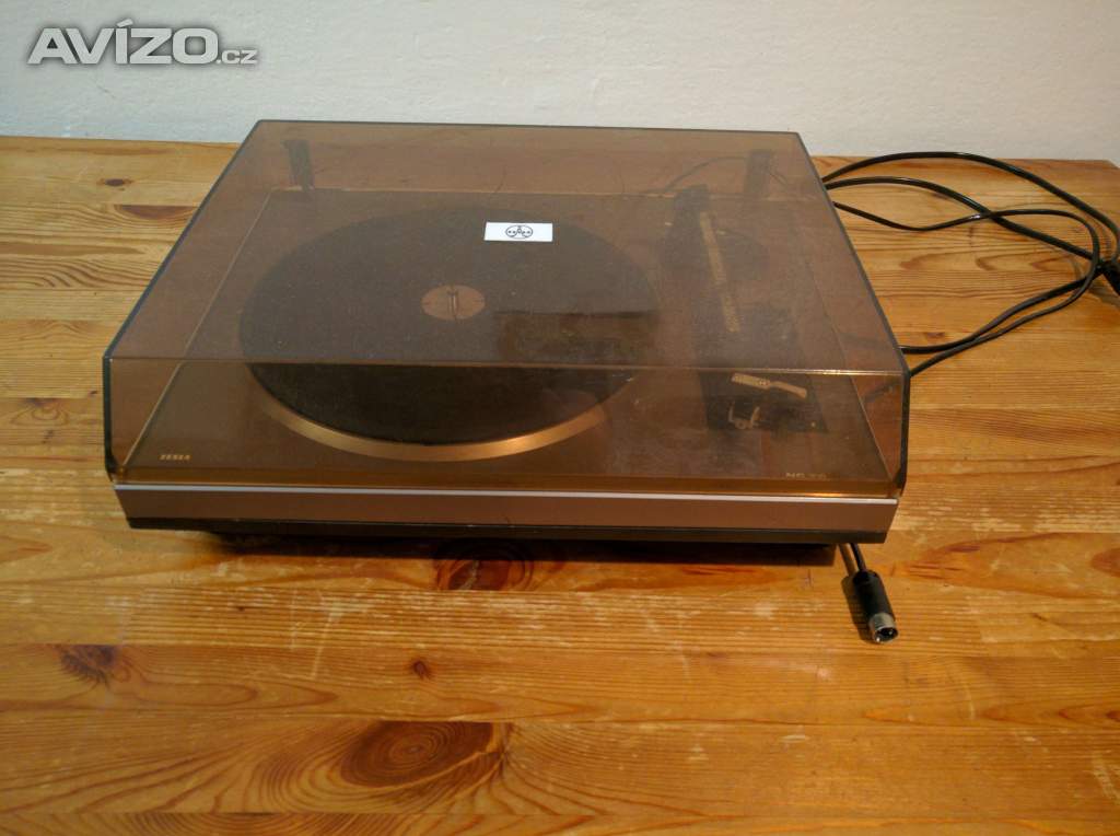 Gramofon Tesla NC300