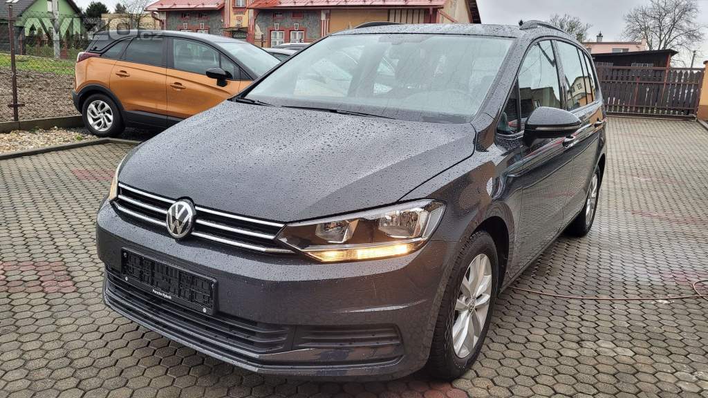 VW Touran 1,5 TSi 110kW benzín r.v.2019 45 000km