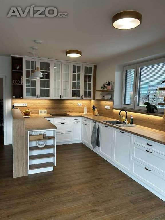 Foto inzerátu Truhlářství - zakázková výroba nábytku