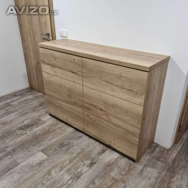 Foto inzerátu Truhlářství - zakázková výroba nábytku