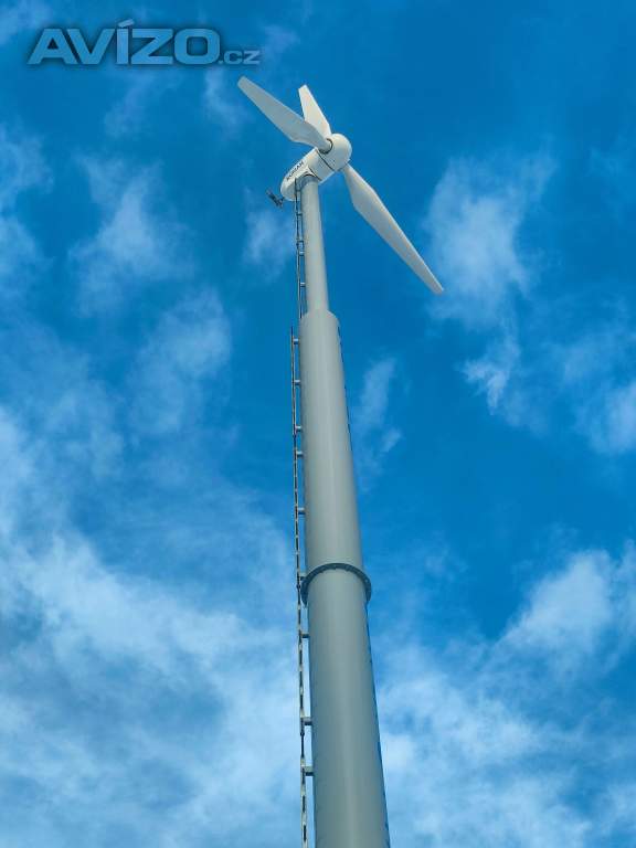 Malá větrná elektrárna 10kW, 18m vysoká