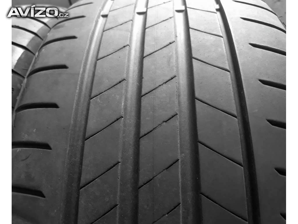 2ks letních pneu 225/40 R18 Bridgestone