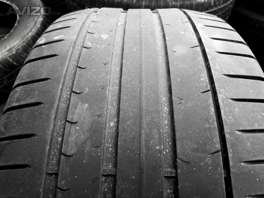 2ks letních pneu 275/40 R19 Pirelli