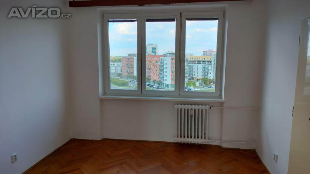 Pronájem bytu 2+1 s balkónem, ulice Hlavní třída Ostrava – Poruba
